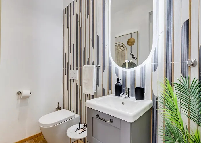 Chiara - A New Luxury Star Is Born In Rome! * Rome