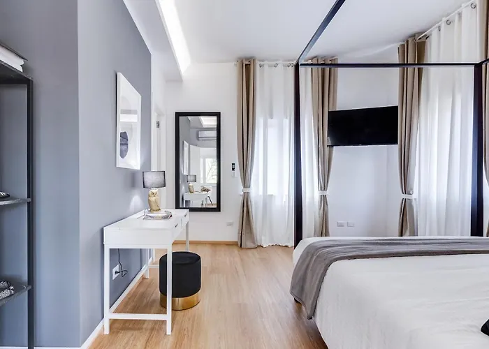 Villa Chiara - A New Luxury Star Is Born In Rome!