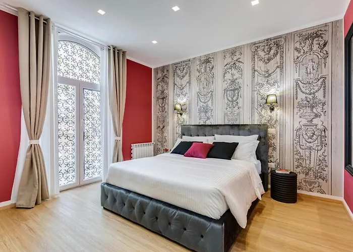 Chiara - A New Luxury Star Is Born In Rome! Villa *