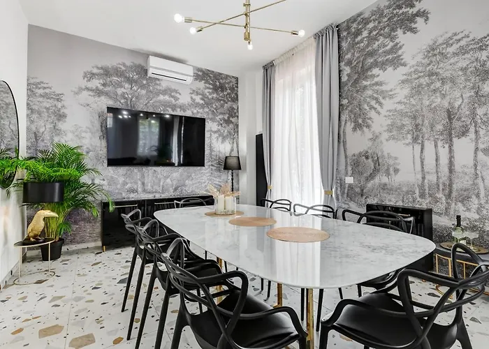 Villa Chiara - A New Luxury Star Is Born In Rome! *